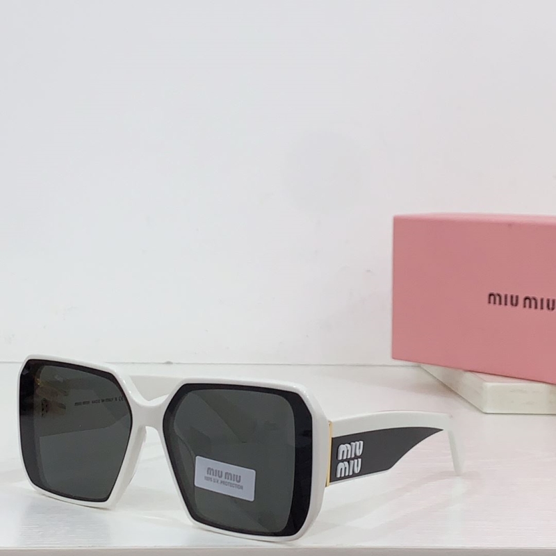 Miu miu Sunglasses